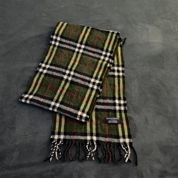BURBERRY scarf 100% authentic green nova check London cashmere England pre owned - Picture 2 of 5
